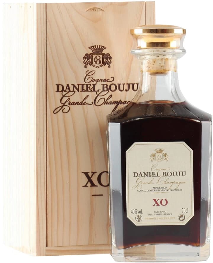 Коньяк Daniel Bouju, XO, carafe & wooden box
